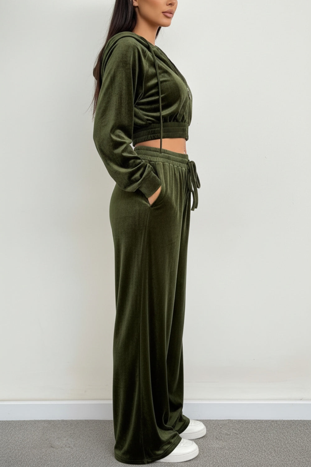 Welurowy Komplet Dresowy z Rozpinaną Bluzą z Kapturem | Szerokie Spodnie z Wysokim Stanem | Komfortowy Styl | Nowoczesny Look