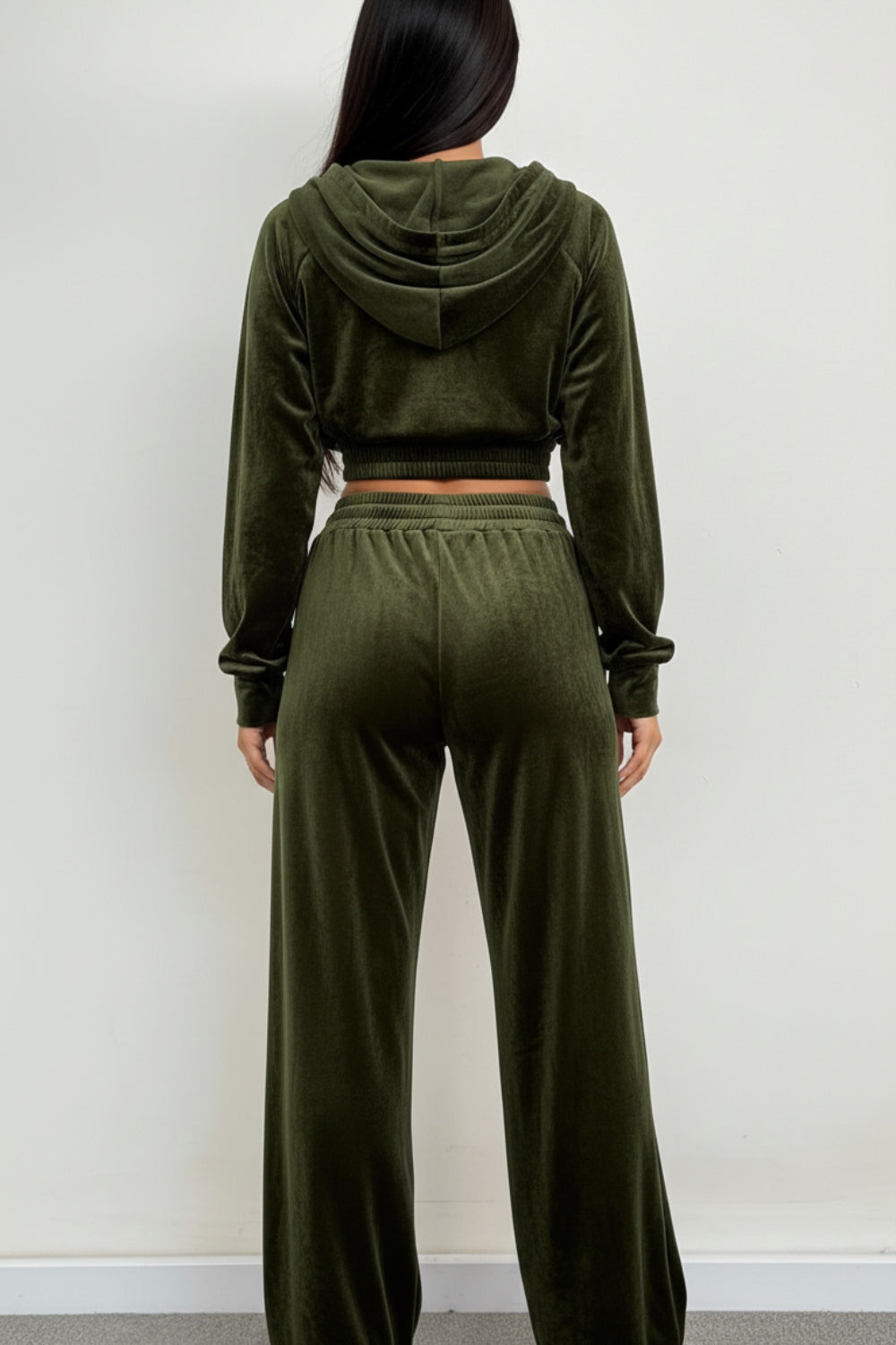 Welurowy Komplet Dresowy z Rozpinaną Bluzą z Kapturem | Szerokie Spodnie z Wysokim Stanem | Komfortowy Styl | Nowoczesny Look