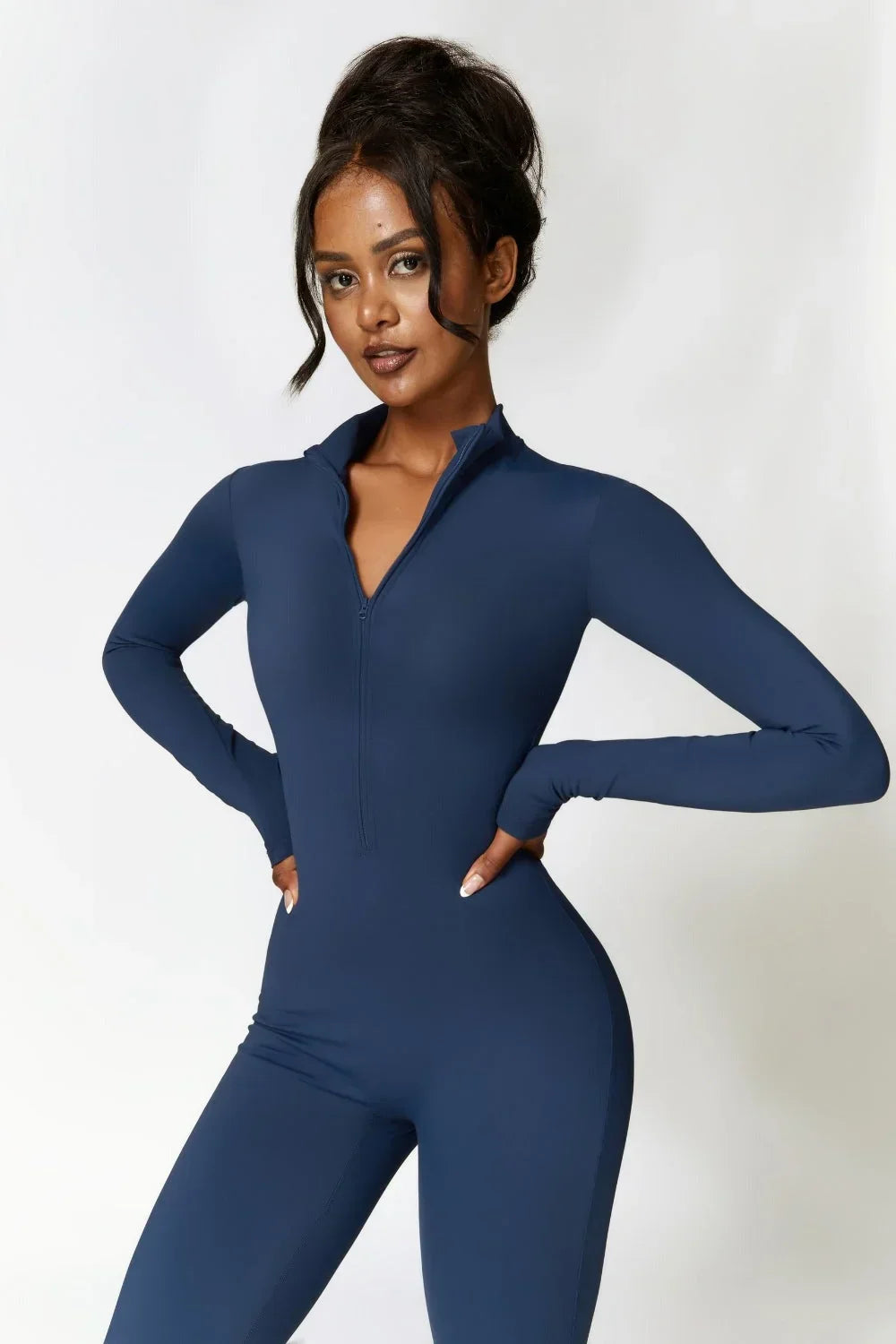 Althea | Damski dopasowany kombinezon z długim rękawem