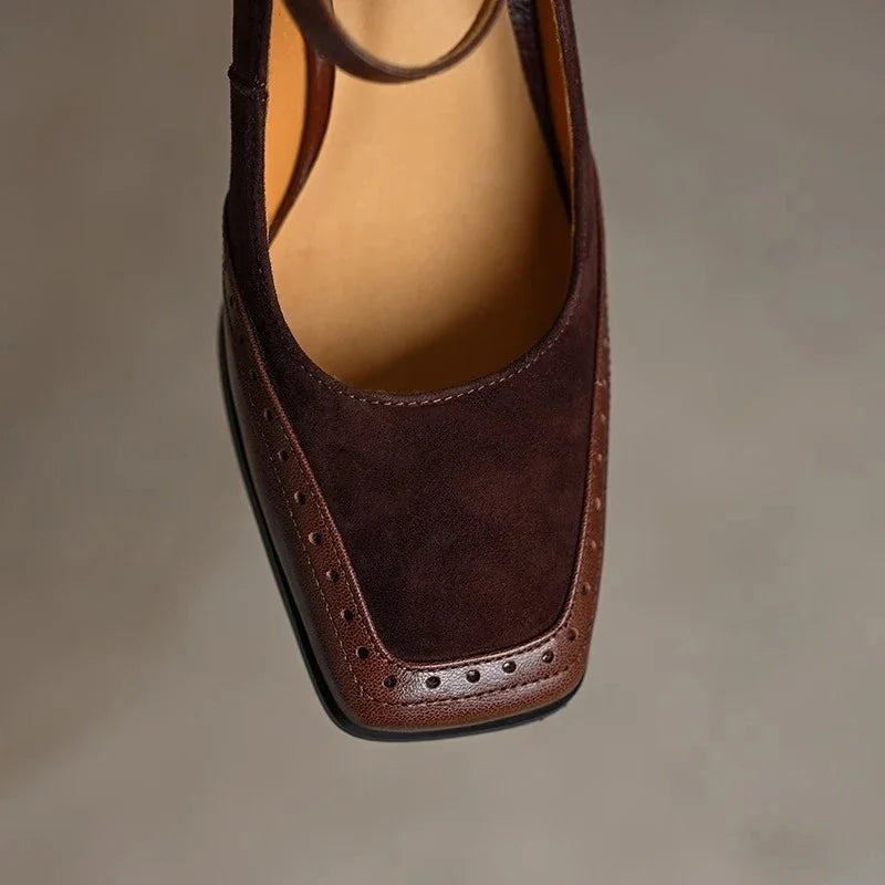 Laura | Eleganckie czółenka na słupku z paskiem