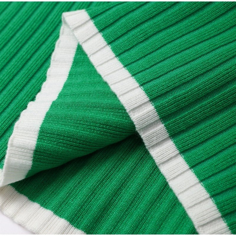 Elvaris | Dzianinowy komplet z krótkim swetrem i spodniami z szeroką nogawką